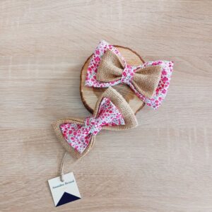 Noeud papillon liberty rose et toile de jute.